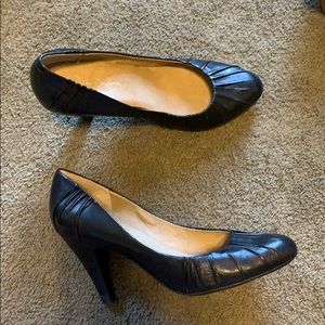 Jessica Simpson dress heels